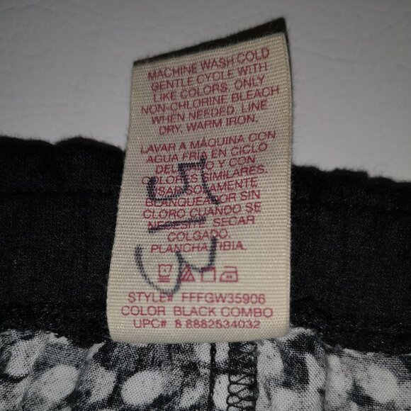 2/$20.00 Mix & Match -  Faded Glory Ladies Size 4X Patterned Maxi Skirt - Picture 4 of 5